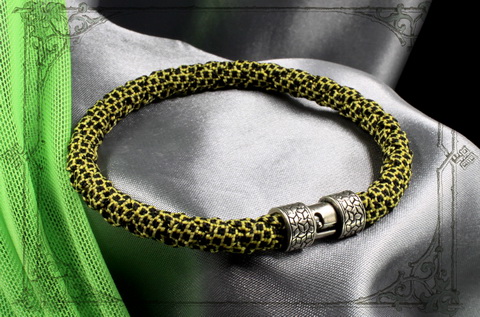 браслет шнур ярко-зеленый