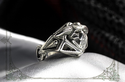 кольцо с черепом значение символа для мужчин