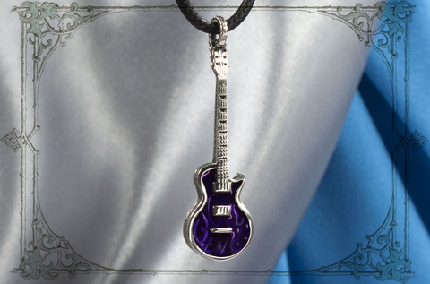 серебряный кулон гитара Gibson фиолетовая