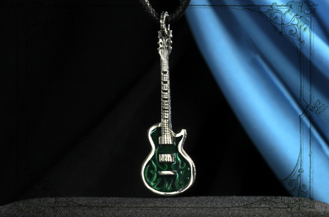 подвеска зеленая гитара ювелирный кулон