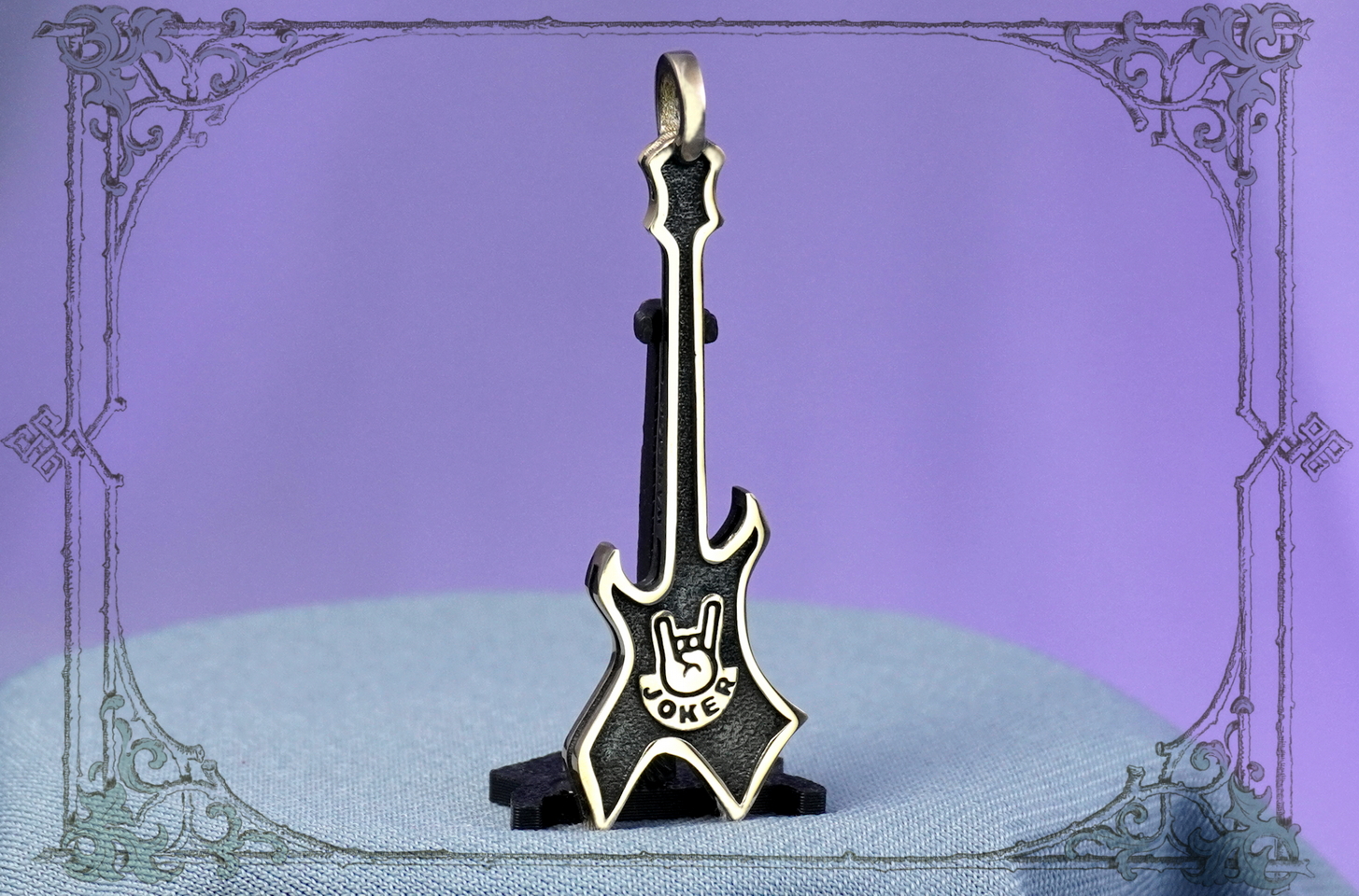 Подвеска Гитара Warlock: Рок Атрибутика для Любителей Музыки и Свободы