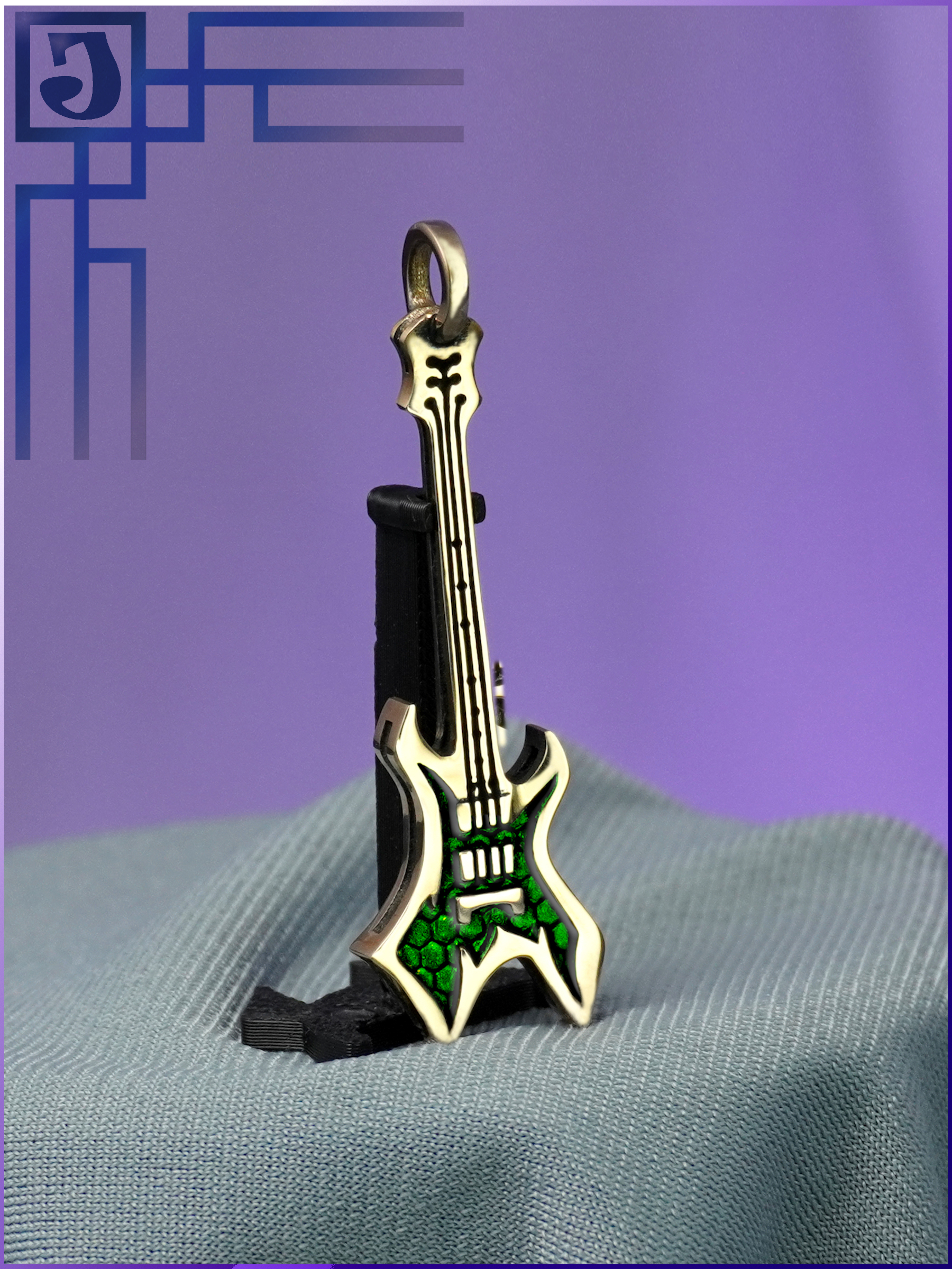 кулон гитара для любителей рок музыки в магазине Joker-Studio