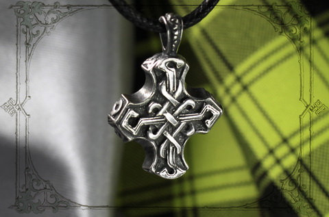 кулон серебряный крест с кельтским узором