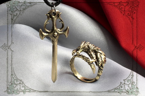 Ювелирное кольцо кулон с драконом