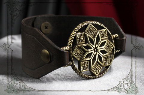Дизайнерский браслет из натуральной кожи со Звездой Алатырь