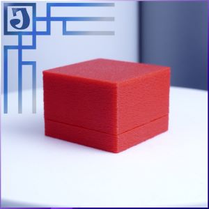 Красная ювелирная коробка размером 35x35x26 мм для подарков и драгоценностей, яркий цвет, качественная упаковка